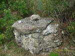 древний каменный колодец - так он выглядит в закрытом состоянии